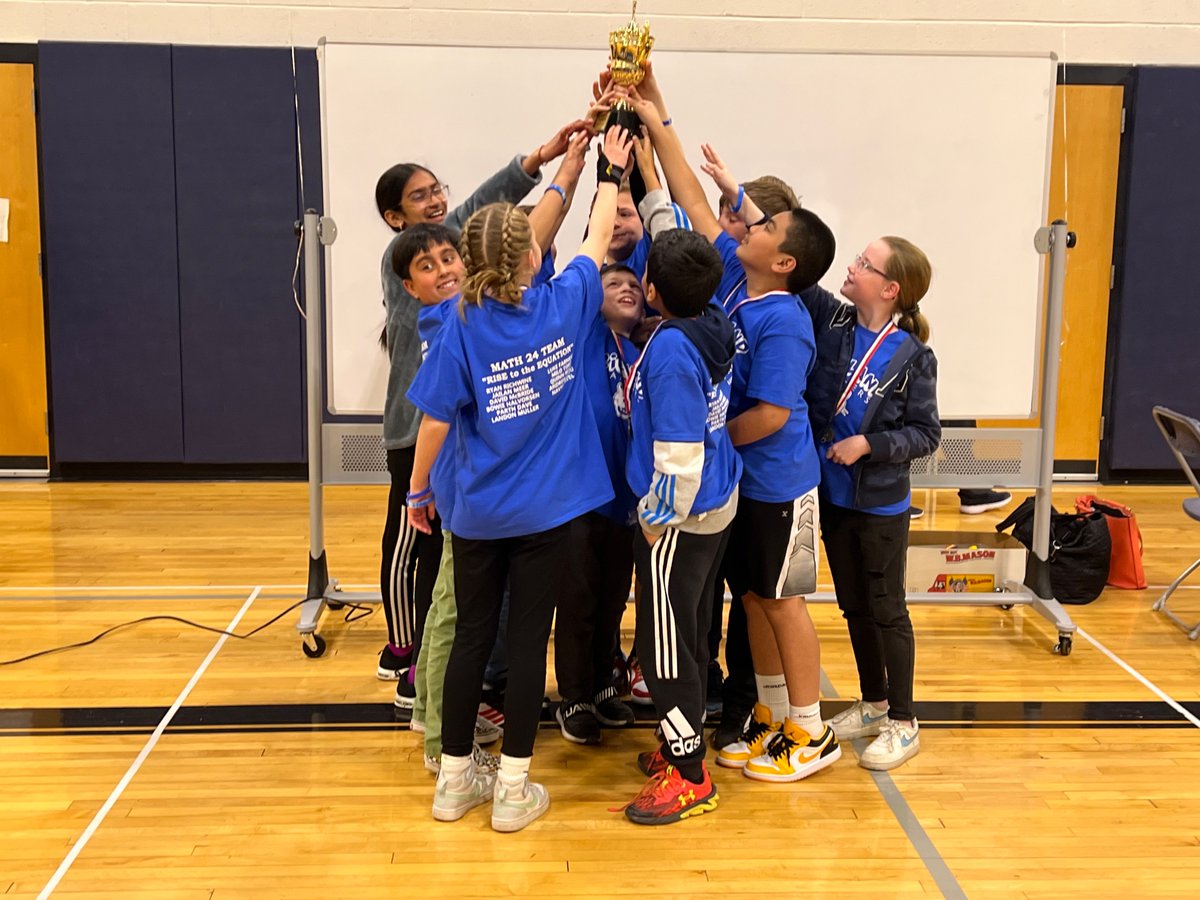 Melanie Richwine tweet media