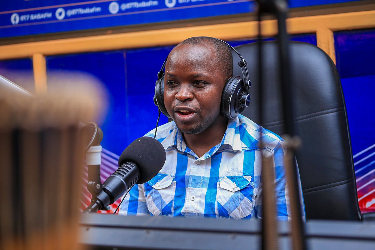 KayzUmaru's tweet photo. Oli mu #kibitu ku @877babafm with your radio general #Isah Bogere, #Kalyowa and #Muzeyi Kabyanzo live on Air from 4pm to 7pm.@babatvuganda @877babafm @JanjaDeejay @ninyeMichael https://t.co/aDpa8Wcz3k