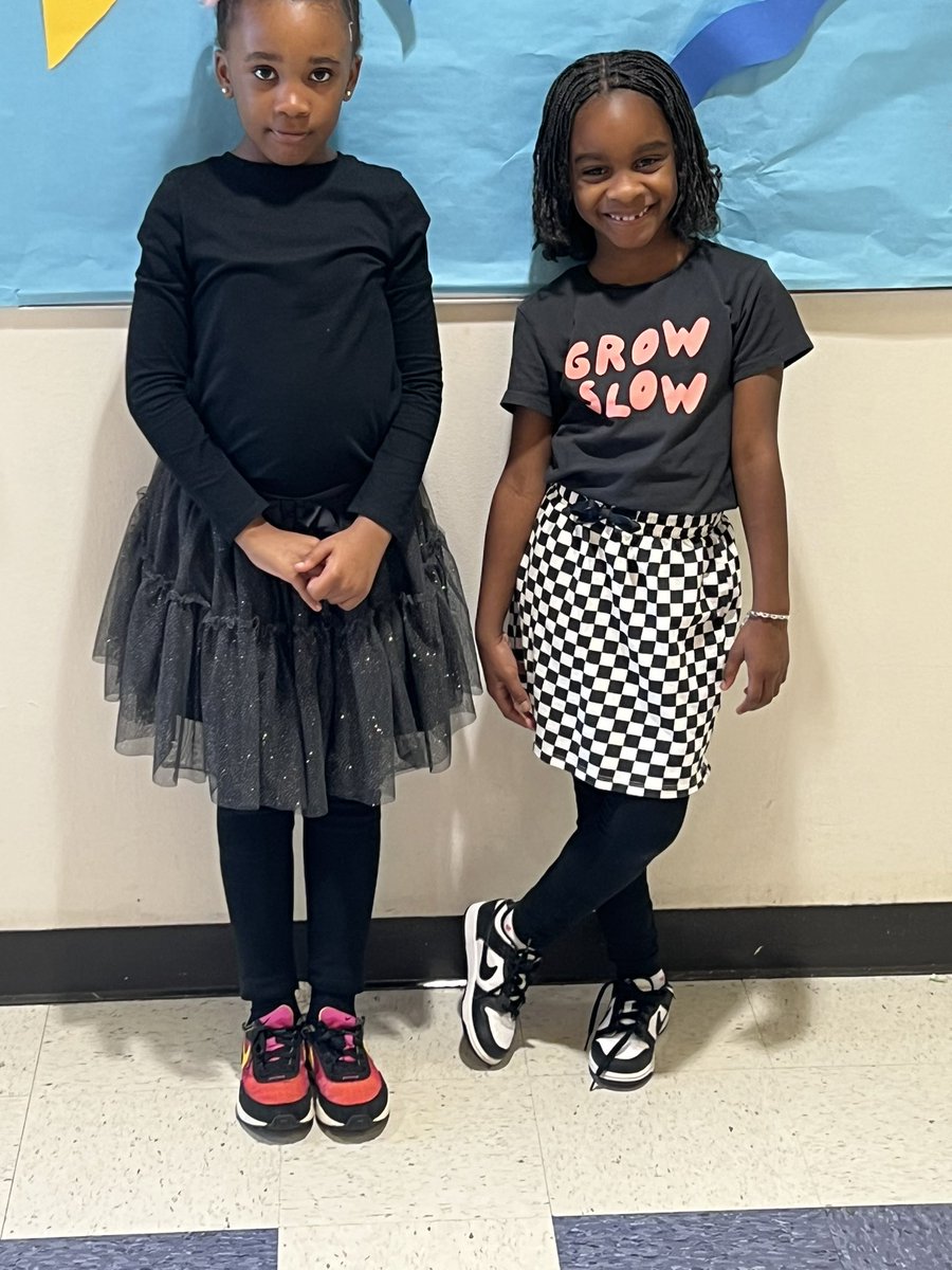 Ms. Lester tweet media