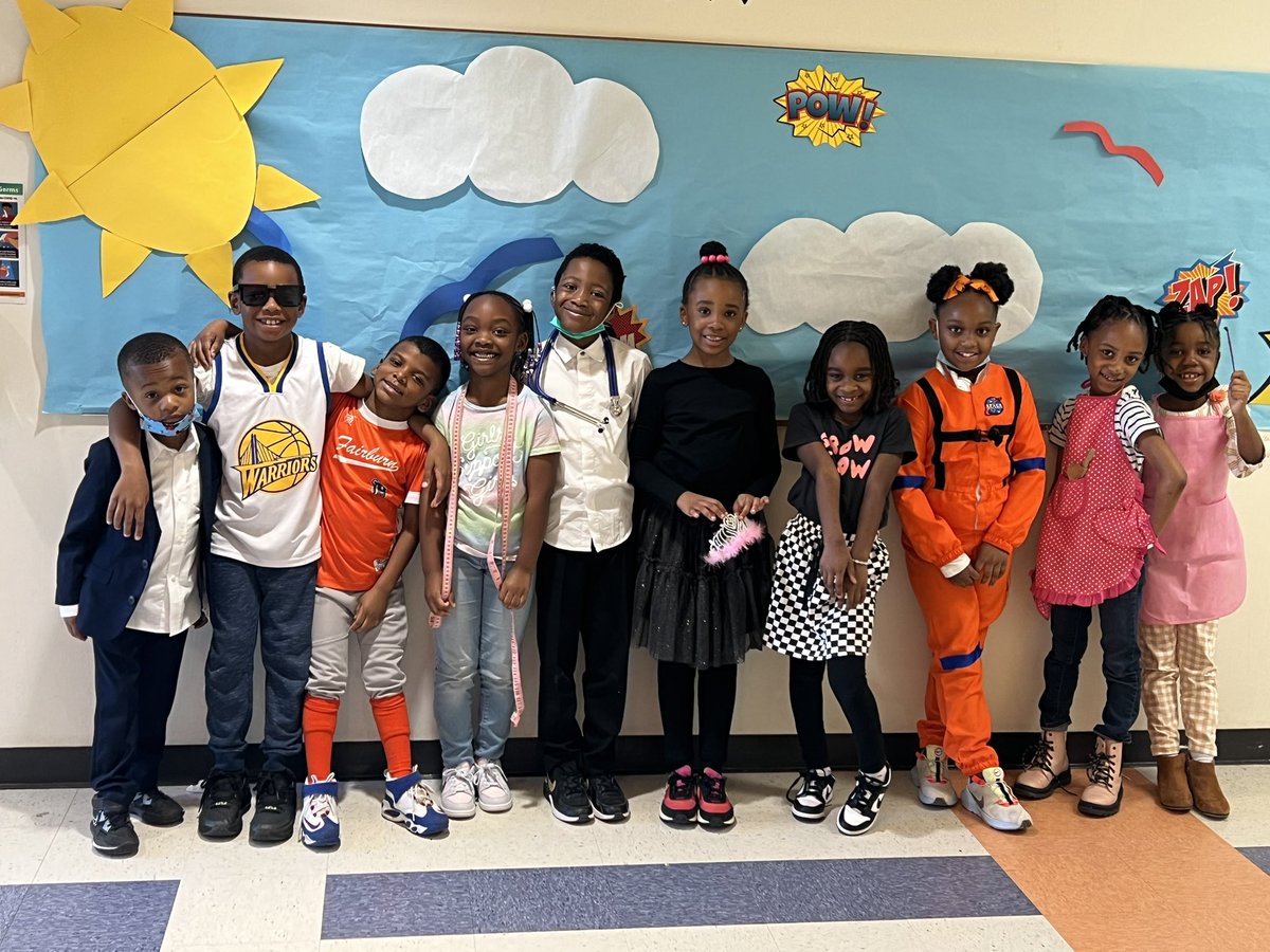 Ms. Lester tweet media