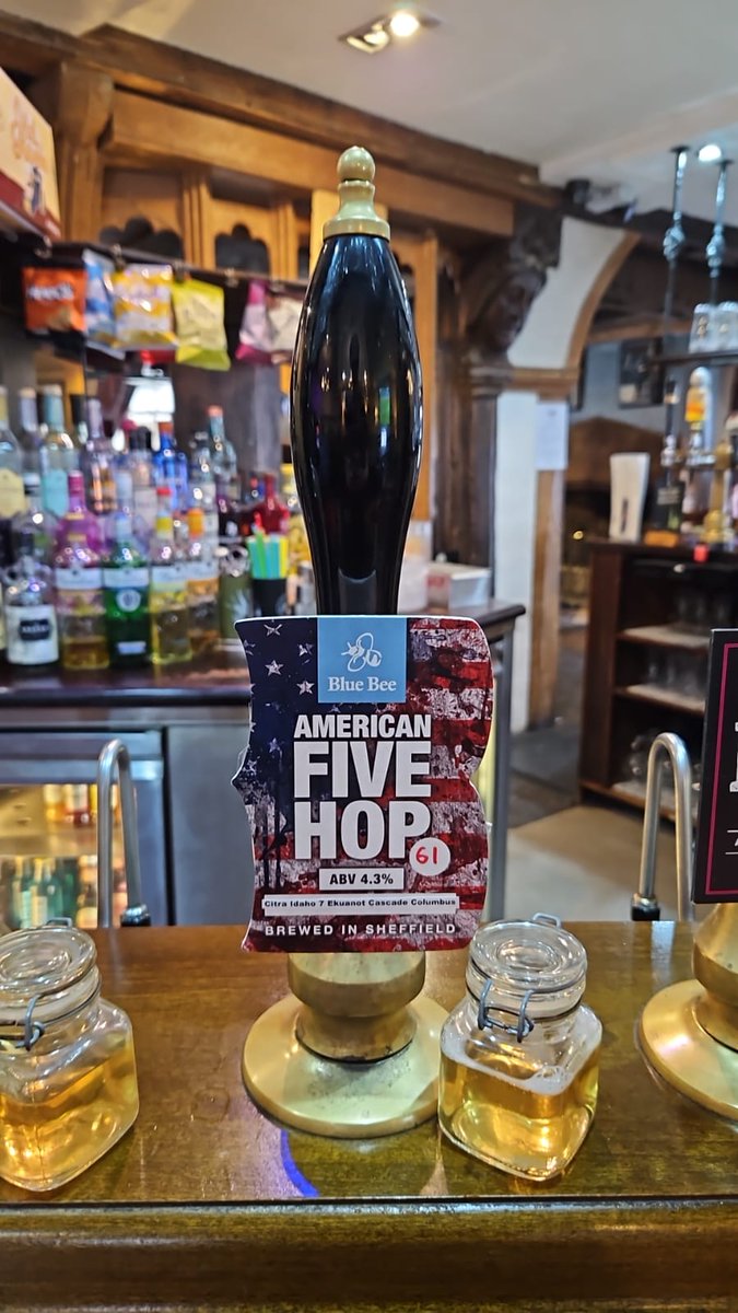 Old_Queens_Head's tweet photo. No longer "coming soon", @TimothyTaylors #Boltmaker has hit the pumps. As has version 61 (count them 61!) Of @BlueBeeBrewery American 5 Hop. Good Times. #RealAle #Sheffield https://t.co/LNOYLvTMtN