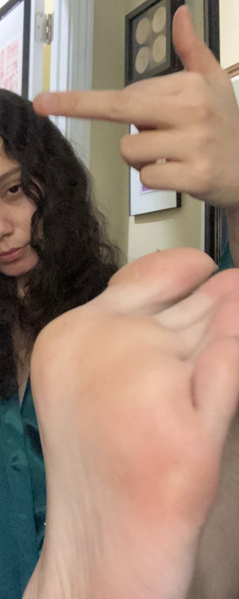 mystickikyo's tweet photo. where’s the dog to lick my feet after I walk him #wimp #paypig #findom #feet #femalesupremacy #femaleworship #femdom #findom https://t.co/5TlwjRQQQD