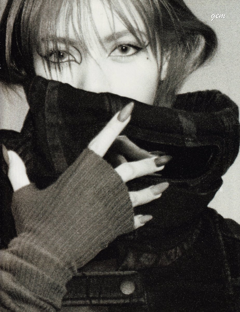 lisamygem's tweet photo. [SCAN] 0327 VOL.04 (10)
#LISA #리사 #BLACKPINK #블랙핑크
@BLACKPINK https://t.co/8CiWxvgHnn