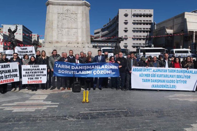 Sayın Genel Başkanımız <a href="/Mustafa_Destici/">Mustafa Destici</a> Tarım danışmanlarına göstermiş olduğunuz ilgiden dolayı teşekkür ederiz bizlere hep umut oldunuz.Sayın Cumhurbaşkanımız  #TarımDanışmanlarının  sizlerin de desteğine ihtiyacı var bizde devlet güvencesiyle Çalışmak istiyoruz <a href="/RTErdogan/">Recep Tayyip Erdoğan</a> 12