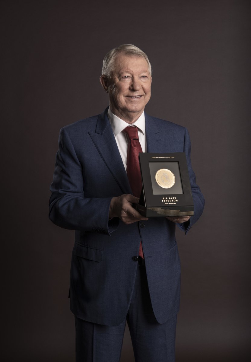 🏅 The Boss. #MUFC || @PremierLeague