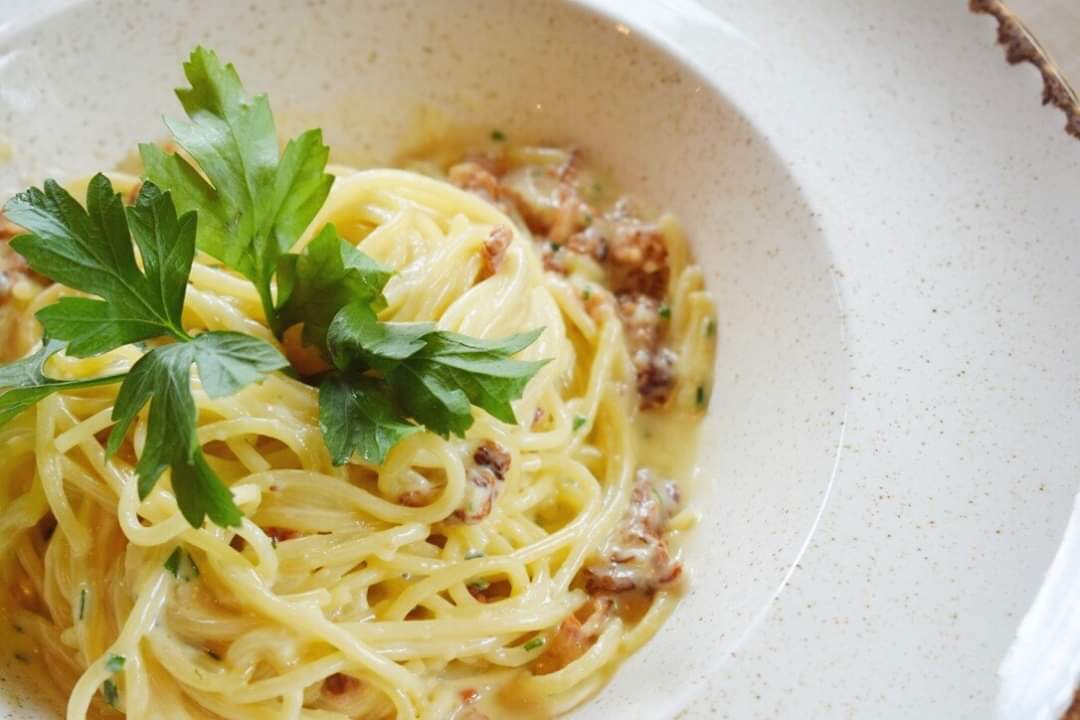 ⭐Join us for our amazing lunch, we offer a range of mains from £6.95 and if you have a little bit of room left we can fill it with our Ego Mini dessert paired with your favorite coffee. ⭐

Available Monday to Saturday until 4pm....
Book Now!!!