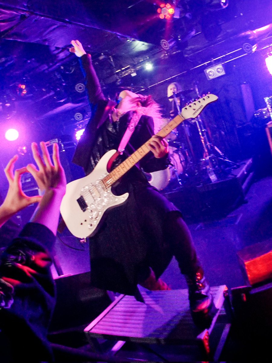 miku_1028_'s tweet image. 2023/03/06(月)撮影
★池袋BlackHole
ex-Avilis ゆきと Gt.　
EYENêS 霧葉 Ba.
郁さんDr.
やよいVo.さん
ゆきと・ざ・めたる
#visualkey #livephoto #Avilis #EYENêS #livephotographer  #vrock #v系 #guitarist #vocalist #drums #bassist #vrock #これソニーで撮りました #α72 #α6000 #SonyAlpha