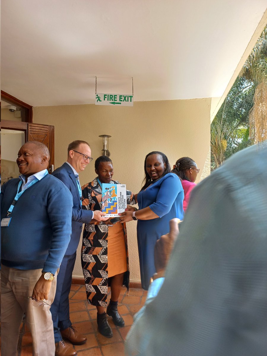 FoodAgencycpt's tweet image. Reporting live from the #urbanfoodfutures Policy event in Nairobi. The argument is towards positioning the informal sector to realise the right to #food. This is the first half of Day 1. @TMG_think @UrbanAfricaACC @Wanavijiji_sdi  #fact #foodjustice #foodfutures #Nairobi