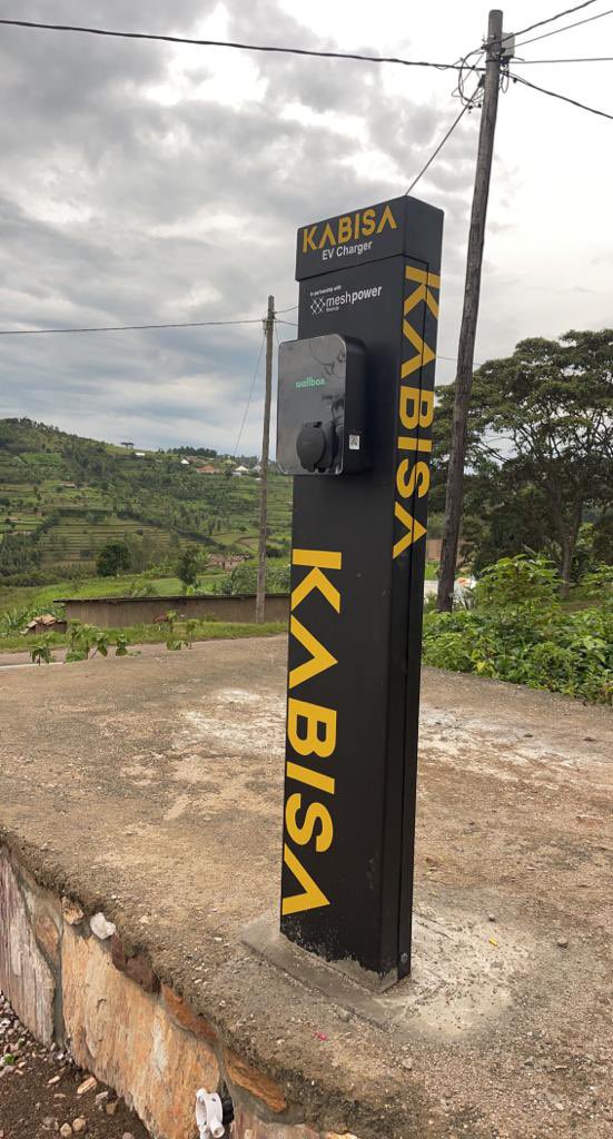 Stafford_Coffee's tweet photo. 🚨GOOD NEWS #RWOT🚨

We are excited to let you know that the customers with electric cars can now charge for free at Musambira Coffee shop. https://t.co/vzuf35fQ2p