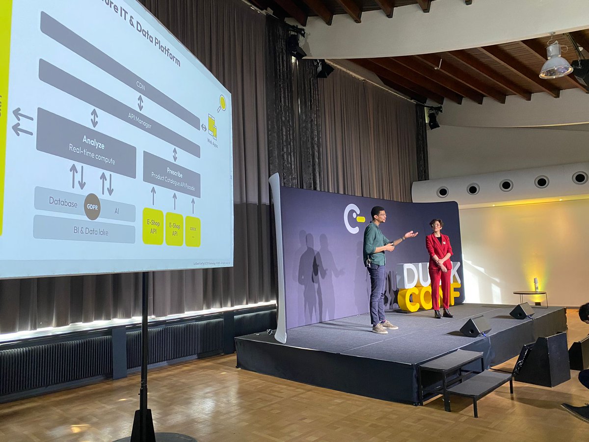 OCTOTechnology's tweet photo. "Pour avancer, il faut que le business comprenne la tech et que la tech comprenne le business ! " 
On parle de #plateformisation et des pièges à éviter avec @hanaamiri_ et Aliou Konteye (@LOrealGroupe) 

#plateformes #REX #LaDuckConf  #LaDuckConf 2023 https://t.co/HQq1IlxShf