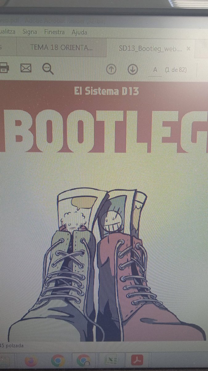JRamonBalcells's tweet photo. No aguanto més... Ja estic llegint el Bootleg de @ElSistemaD13 El millor del dia... #Grandesa i ja estic rient amb les primeres tires. 
De les millors coses frikis que m'han  passat a estat sense dubte descobrir el webcòmic del @ElSistemaD13 https://t.co/iSZ8AQW7iP