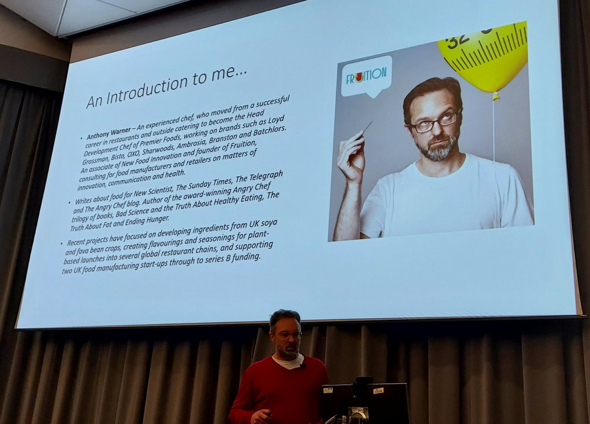 CecileMM's tweet photo. @AnnaClareHall @HallamFood Myths busting, no easy solutions and definitely food for thought from Anthony Warner, the angry chef to a full house. https://t.co/dxKpZ1AmR9