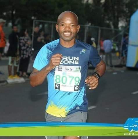 Mankoe8's tweet photo. 48yrs old still going strong ππ running ke bossa!!
#FitnessMotivation
#FitnessGoals
#NeverGiveUp
#RunningWithTumiSole
#Addicted2running
#RunningWithLulubel
#Comrades2023
#No2DNF https://t.co/UJ4L5UsC7r
