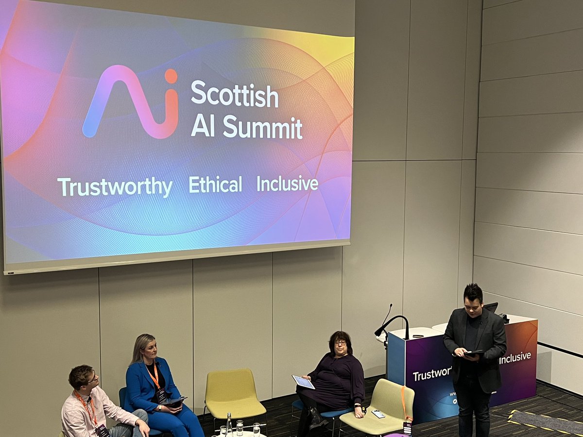 Day 2 @Scottish_AI summit…kicking off with The potential of AI to disrupt education @NCLanarkshire #ScotAISummit #ChatGPT