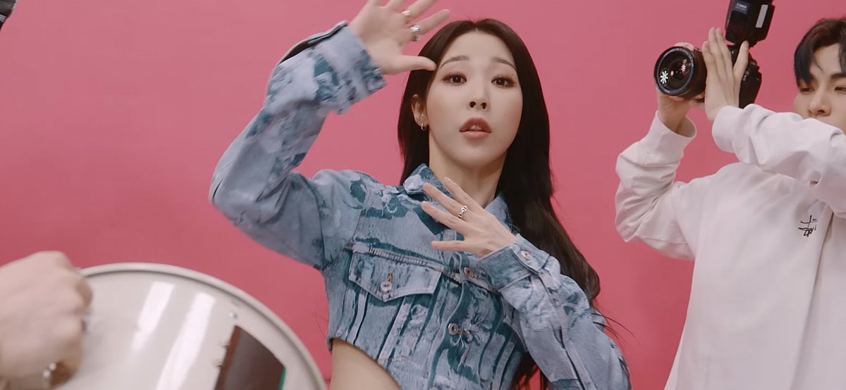MBYLOOKS's tweet photo. GGBBbabe🐹

MAMAMOO+ ACT 1 SCENE 1 ALBUM
GGBB MV OUT NOW
#Mamamooplus_GGBB 
#SOLAR #MOONBYUL https://t.co/lDSH2jYSS9