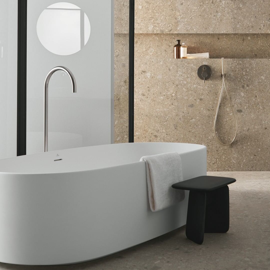 Indulge in the weightless luxury of our Linda-X bathtub, featuring sleek and fine edges with a raised base for a floating effect. 

تمتع بالفخامة لمجموعة ليندا-إكس الخاصة بنا، المميزة بحواف نحيفة و قاعدة مرفوعة تمنح التصميم مظهرًا خفيفًا وطافيًا

#IdealStandard #TogetherForBetter