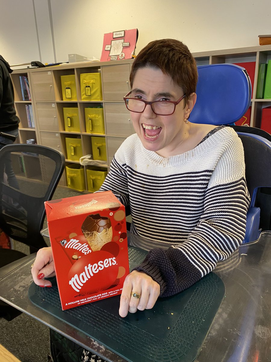 wearePaces's tweet photo. Our children and adults had an ‘Egg-cellent’ morning when our friends from @MultiWMarketing came to visit yesterday to donate 100 chocolate eggs 🥚🐣 

Thanks so much guys! You certainly put a smile on so many faces 😊

#TeamPaces #AmazingSupporters https://t.co/dnDPzmYjng
