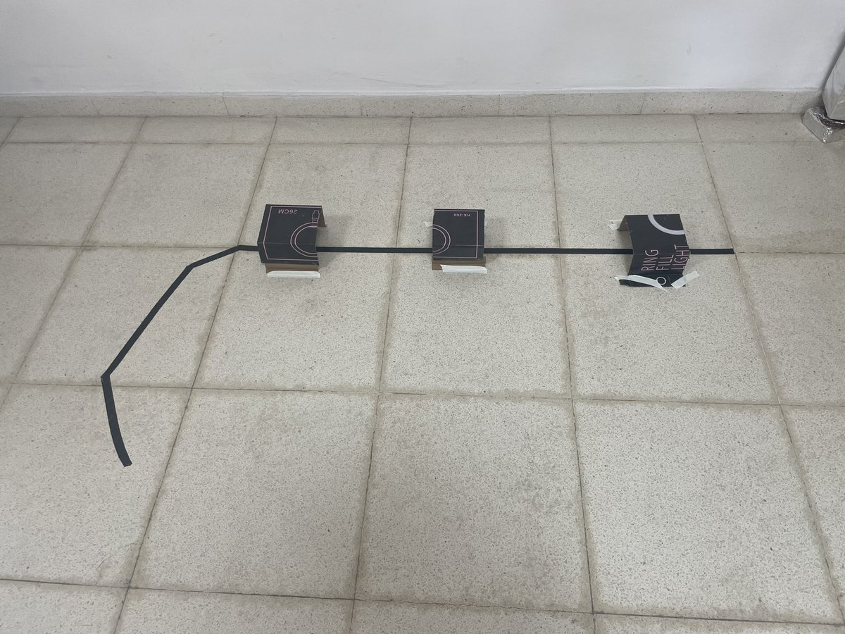 mecky1972's tweet photo. En breve comenzamos el primer mini proyecto con #maqueen de #microbit #2eso #EducaAndInnova #ProgramasSteam #ComputacionyRobotica https://t.co/IeoLUSHipj