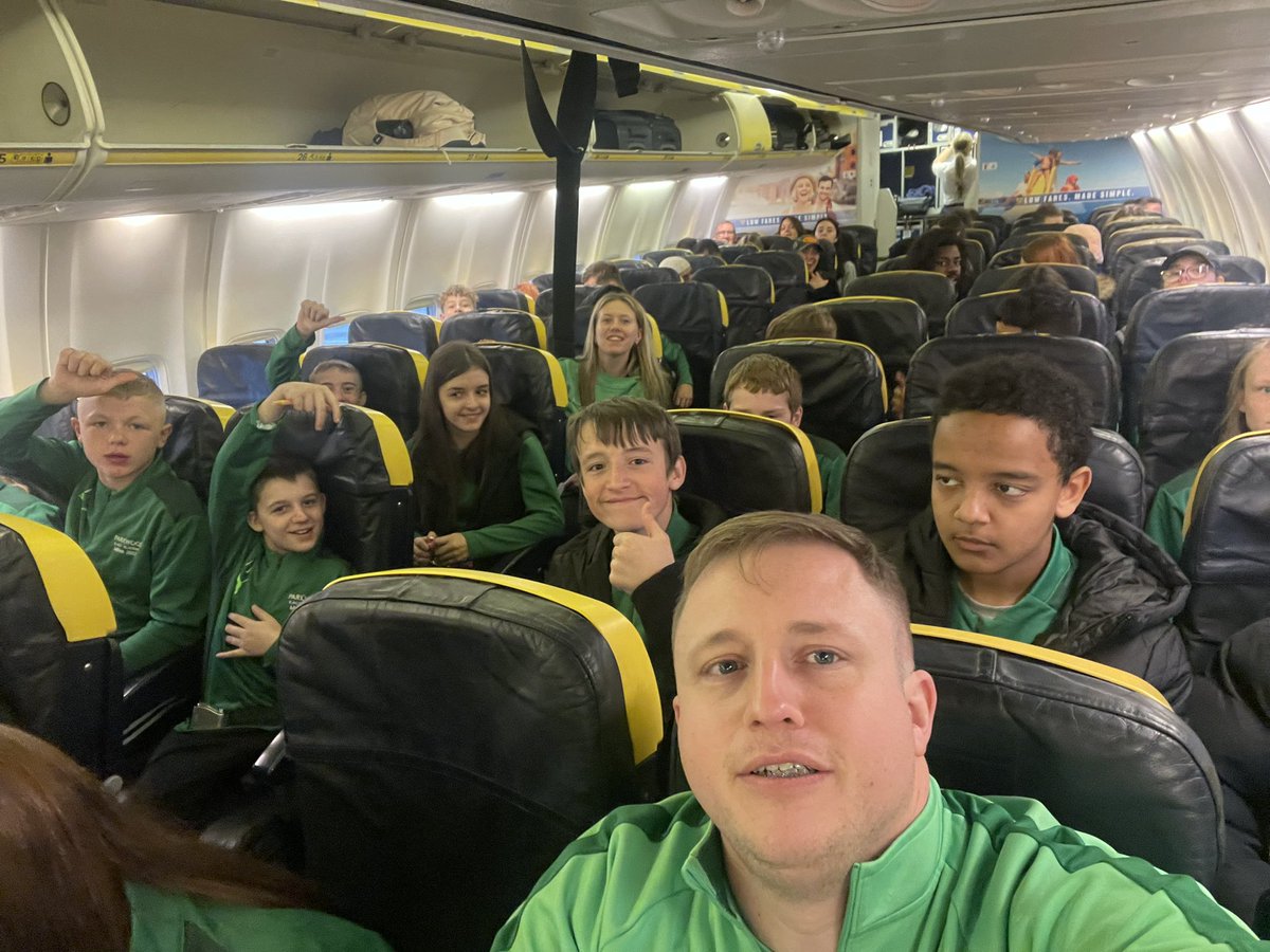 We have landed <a href="/MiAirports/">Milan Airports</a> <a href="/ParkwoodAcademy/">E-ACT Parkwood Academy</a>