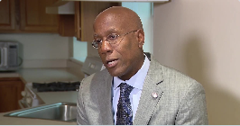 FOX29philly's tweet photo. The search for a new Temple University leader begins as current president, Jason Wingard, announces his resignation. @ShaynahFerreira has all the details.
#fox29goodday #fox29philadelphia
@FOX29philly
@thomasdrayton
@BobKellyFOX29
@SueSerioFox29 https://t.co/tIwY44B0vW