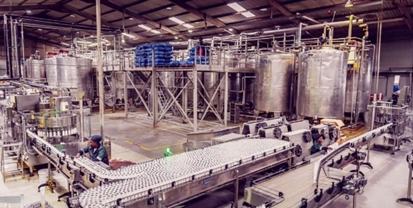 Cleanity_es's tweet photo. La seguridad alimentaria es clave para proteger la salud de los consumidores. En Cleanity trabajamos junto a nuestros clientes para garantizar los más altos estándares de calidad y seguridad en la manipulación de alimentos.  #Cleanity #SeguridadAlimentaria https://t.co/YDTBQqTEP9