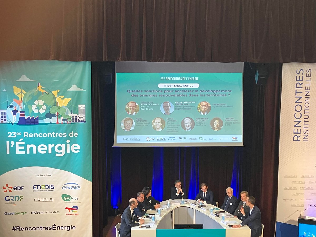 @vbales_pro intervenait hier aux #RencontresEnergie sur les solutions pour accélérer le développement des EnR dans les territoires. 👉Pour l’#EolienEnMer, le défi est de #planifier, lancer & attribuer 10GW d’appels d’offres d’ici la fin du quinquennat !