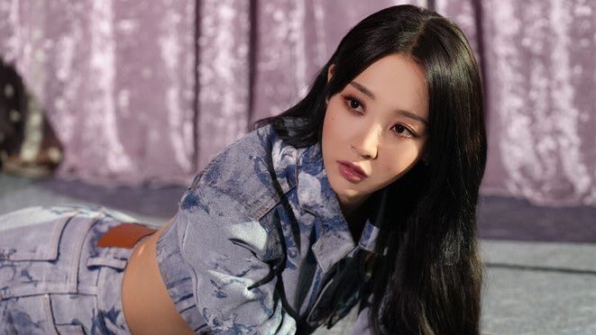 MBYLOOKS's tweet photo. GGBB MV Behind - Melon ❤️‍🔥

MAMAMOO+ ACT 1 SCENE 1 ALBUM
GGBB MV OUT NOW
#Mamamooplus_GGBB 
#SOLAR #MOONBYUL https://t.co/g8y3HMyQiI