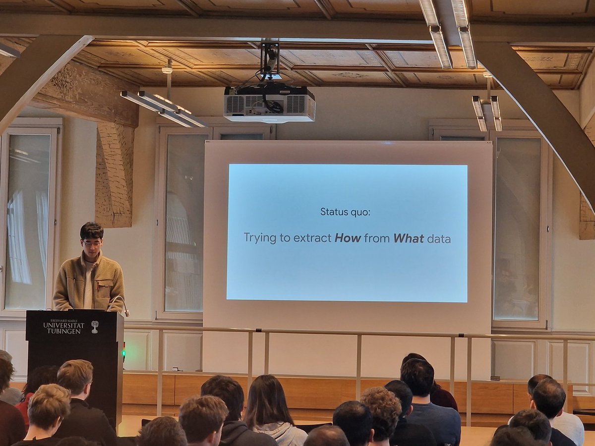 Our workshop continues with two very interesting spotlights 🔍 - on the gap between explanations and the explained model by <a href="/LeonSixt/">Leon Sixt</a>, and the use of Explainable AI for Scalable and Trustworthy AI by <a href="/coallaoh/">Seong Joon Oh</a>!