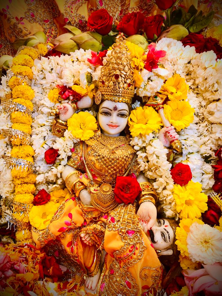 baglamukhipuja's tweet photo. माँ बगलामुखी की पूजा में पीले आसन, पीले वस्त्र, पीले फल और पीले भोग का प्रयोग करना चाहिए। माँ के मंत्र जाप के लिए हल्दी की माला का प्रयोग करना चाहिए। https://t.co/g4nCZ7pJtC