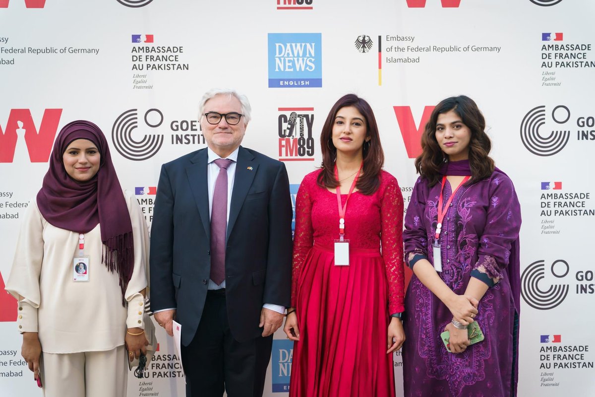 LetsHearWomen's tweet photo. WIFF’23 Day 1 was a smashing success! We had an incredible lineup of 9 films, a powerful speech by the German Ambassador to Pakistan Mr. Alfred Grannas, a mesmerizing musical performance by Kabul Trio, and delicious food.
#WIFF2023 #women #genderequality #pakistan https://t.co/hk9WtrIaXE