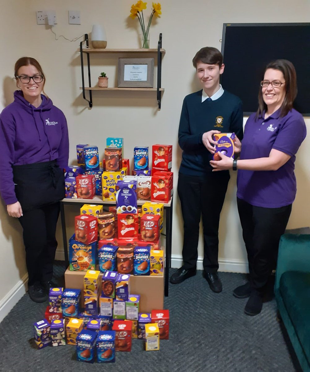 Junior Captain, Harry, delivering the Easter Egg initiative to our friends at The Peter Pan Centre!  Very proud moment 🥰 #peterpancentre #eastereggs #charity #donations #JuniorCaptain #golfclub #VeryProudMoment
