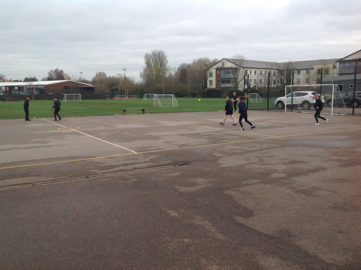 Class11AD's tweet photo. Excellent personal challenging of throwing and catching from Class 11 today. #wlsppersonalchallenge https://t.co/kzKVjFWgcI