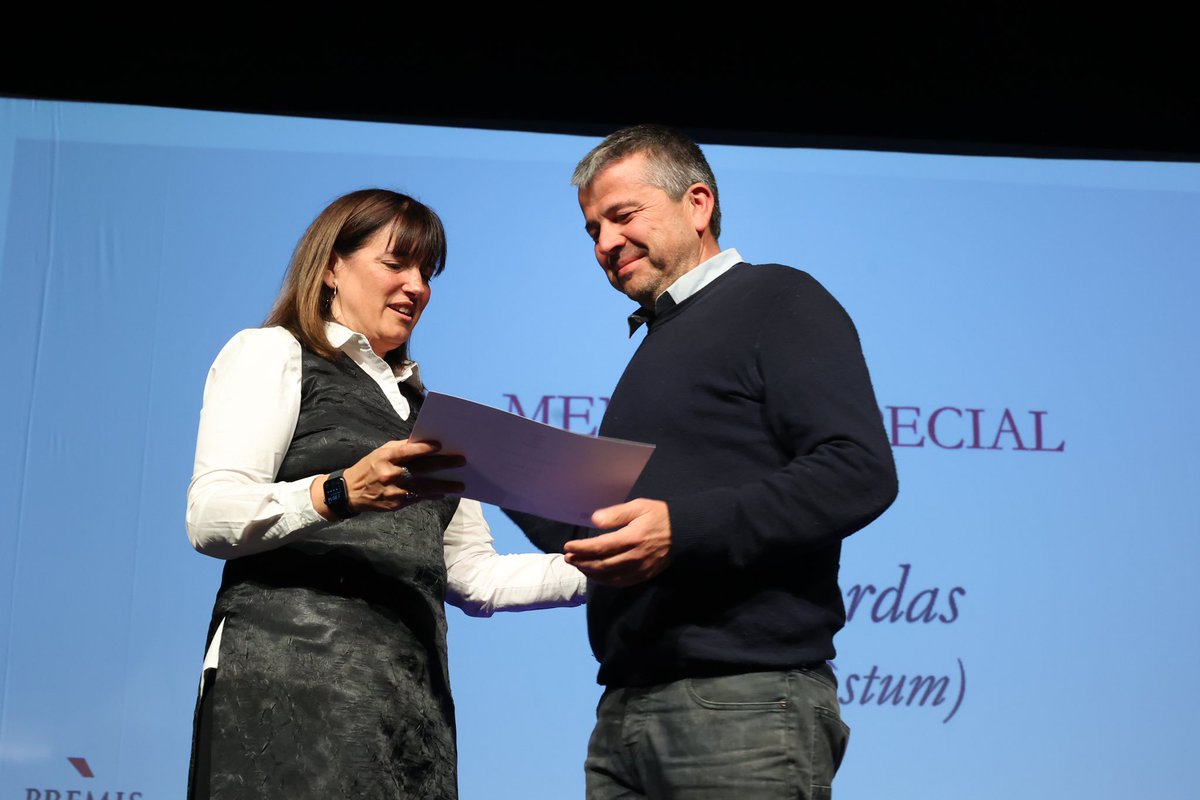 gebadia's tweet image. 🏆 He tingut l'honor de viure per primera vegada com a alcaldessa els premis més importants de la nostra ciutat; els Premis Ciutat de #Gavà.

Vull reiterar la meva felicitació a totes les persones premiades! 

Moltes gràcies, amb tots vosaltres Gavà és més gran! Orgull de ciutat!