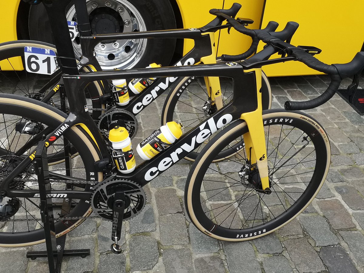 JVerlaeckt's tweet photo. 👀 Looks like Affini is testing the KAPS adjustable air pressure system. #DDV23 #DDV https://t.co/myK3cltMrF