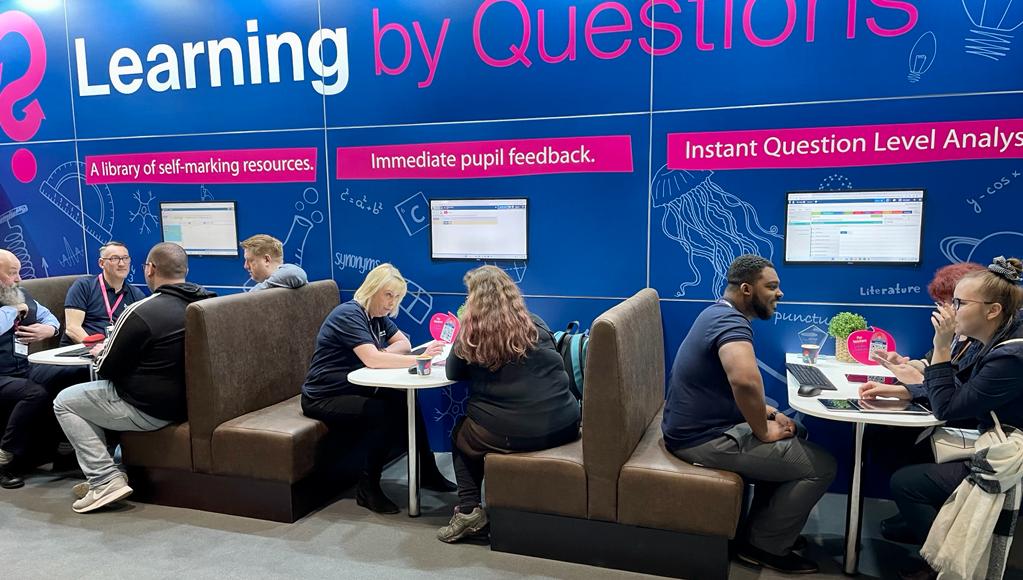 LbQorg's tweet image. Plenty of fantastic conversations taking place on stand SL71. 👌

#LbQ #HaveabrewwithLbQ #Bett2023