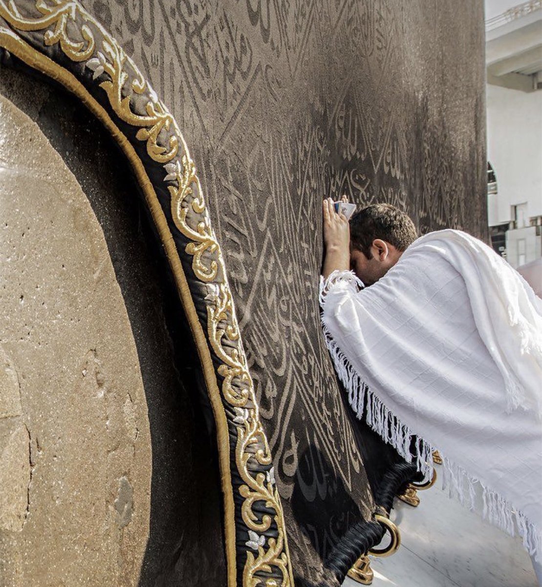 اللهم أعتق رقابنا من النار وادخلنا الجنة مع الأبرار ❤️