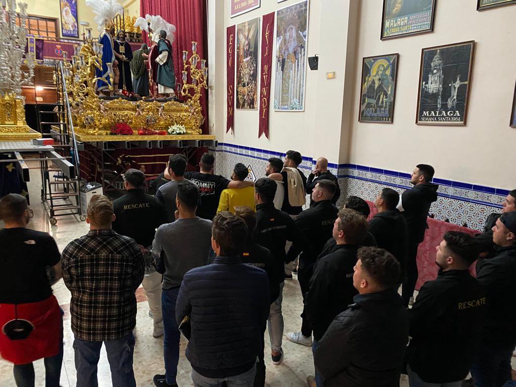 MesaRescate's tweet photo. 🔴 [EGO SVM]

Imágenes de la reunión previa a la salida procesional y copa de hermandad que mantuvimos ayer. 
Signos de la corta espera para caminar bajo el Señor.

Gracias a todos por la asistencia. 

@HdadRescate https://t.co/Ij9uBAd0q5