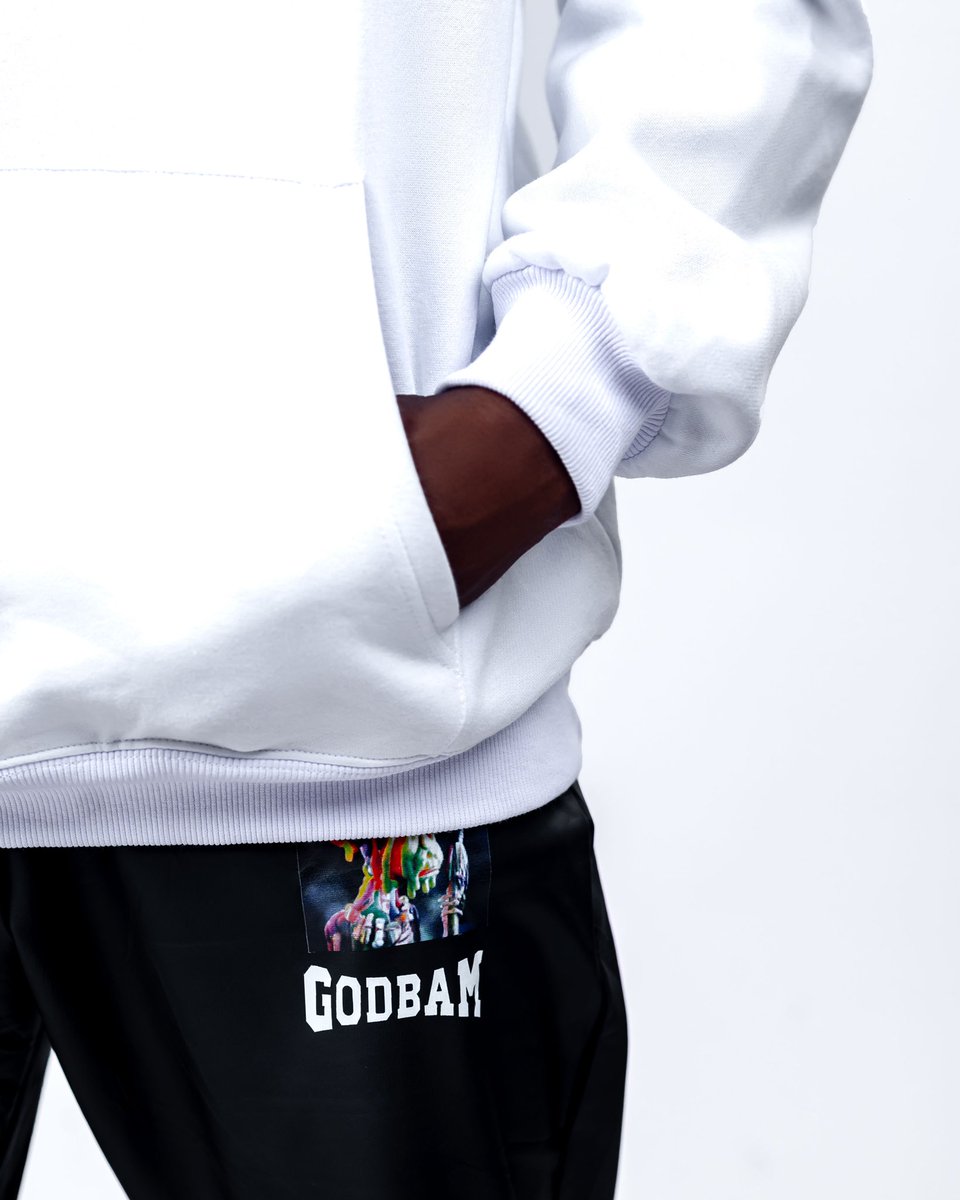 GODBAM__'s tweet photo. Hey it’s Wednesday what are you buying from us today?
Get quality hoodies from @GODBAM

#Messi𓃵 #JISOO #tiktokdown #JUNGKOOKxCALVINKLEIN https://t.co/oKM8hSJnxj