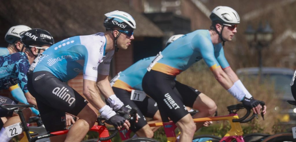 CONTINENTAL | Rick Ottema op zijn plek bij Allinq: “Ben hier iets meer de kopman”

wielerflits.nl/nieuws/rick-ot… | #wielrennen @AllinqCT <a href="/rickottema/">Rick Ottema</a>