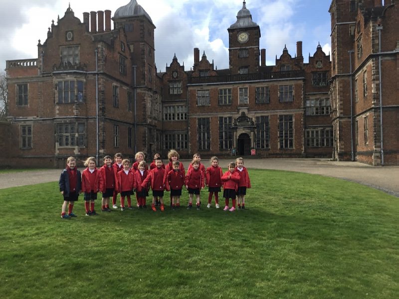 yarletschool's tweet photo. A MAGICAL TIME AT ASTON HALL FOR RECEPTION! 

Full article: https://t.co/Gj6NWArMc1 https://t.co/BIvFhDynud