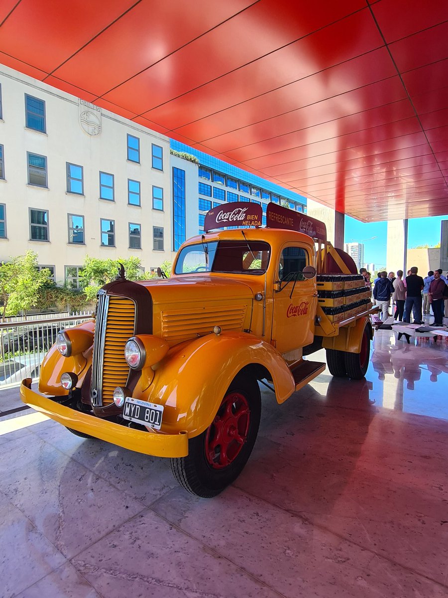 bpescarmona's tweet image. En las oficinas de @CocaColaAr 
Excelente jornada #KamayCode para vincular corporaciones y startups
@KamayVc @arcor