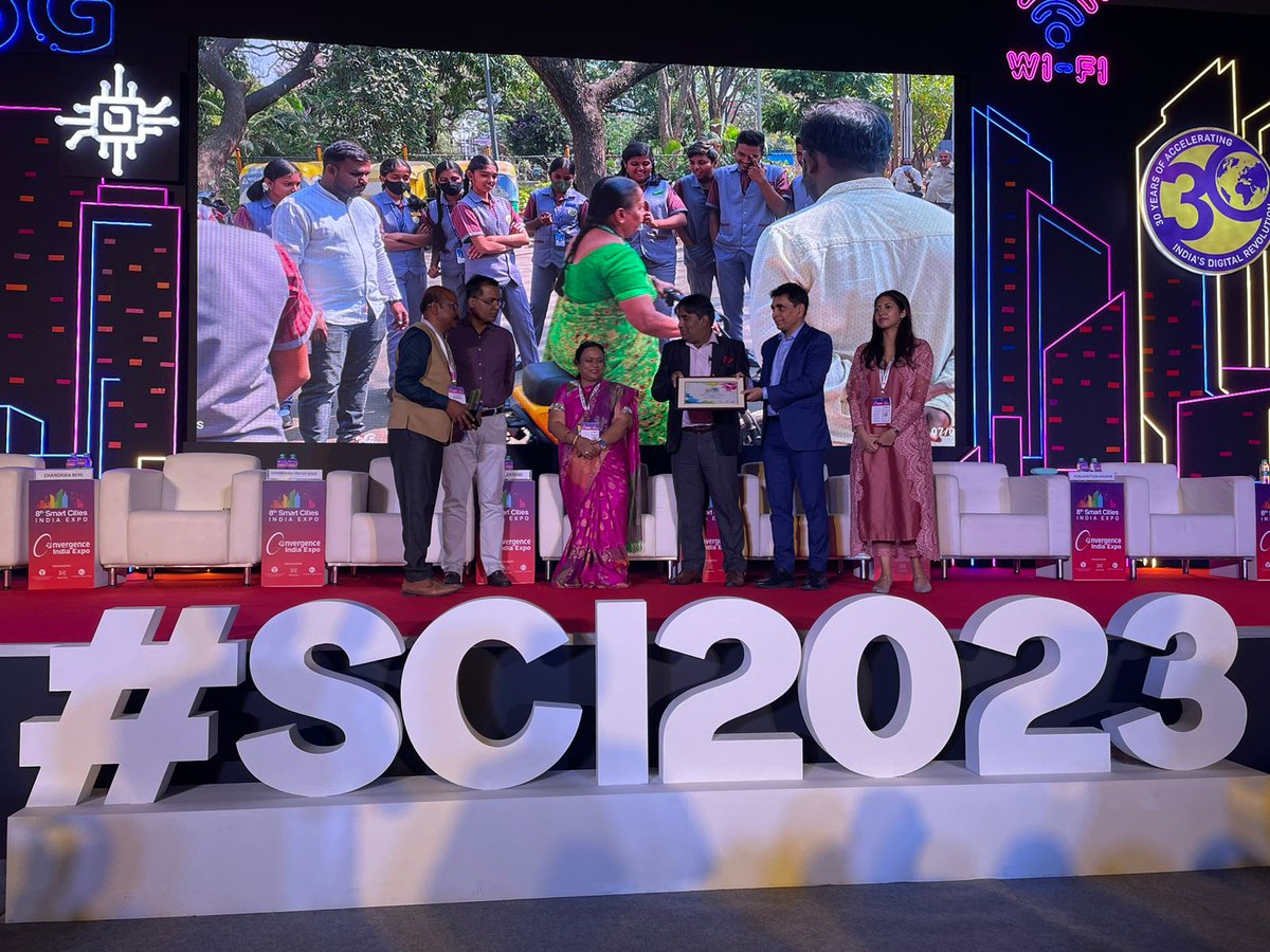 smartcitytumkur's tweet photo. Tumakuru Smart City bags the "Smart City of the Year" Award in the 8th Smart Cities India Expo 2023 at Delhi. 
Congratulations to the Team and all the Stakeholders for making this milestone happen!!
#sci2023 
@smartcitiesind https://t.co/KJ7gCDzExg