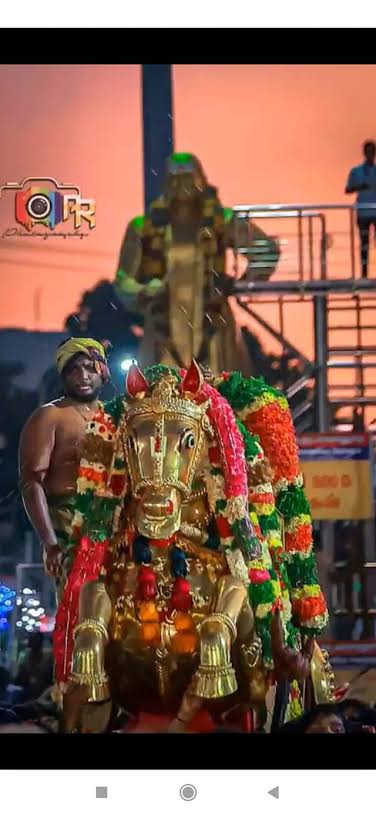 Kalai14463584's tweet photo. நம்மளை நாயக்கர் திருவிழா கொண்டாடுறான் என்று பொய் சொன்ன களவாணி நாய்கள் அப்புறம் என்ன  மயிருக்கு அதே நாயக்கன் கொண்டு வந்த சித்தரை திருவிழா என்ன ----க்கு கொண்டாடுற திருவிழா பக்கம் வந்த  செப்பால் அடிப்பேன்🐕🐕 https://t.co/EJ0RT1WTMu