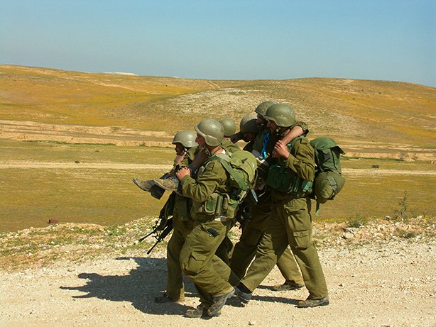 mecarc's tweet photo. טור חדש מפי ד"ר איל לוין!

"מחאת המילואימניקים המתנדבים - בין צבא לחברה"

"מקומה המכובד של הסרבנות בחיים הציבוריים הוא אחד מיסודות הדמוקרטיה. נתנו לכך ביטוי שורה ארוכה של הוגי דעות ומנהיגים בעת החדשה, שאימצו את תפיסתו..." 

לחצו כאן:

https://t.co/FyjdZLFoGN 
#סרבנות #מילואים https://t.co/tPfdBGUvyO