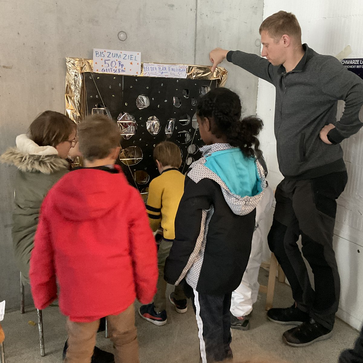 raumschiff tweet media