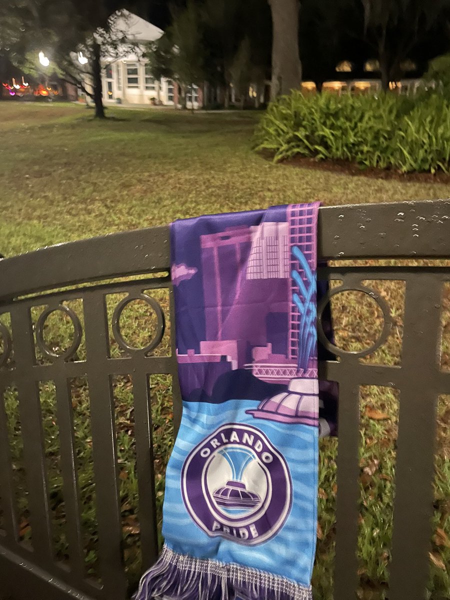 kac06's tweet photo. @ORLPride scarves out in downtown Lake Mary. Come get them! #pepsiscarfthecity https://t.co/Ex0Htq9OkO