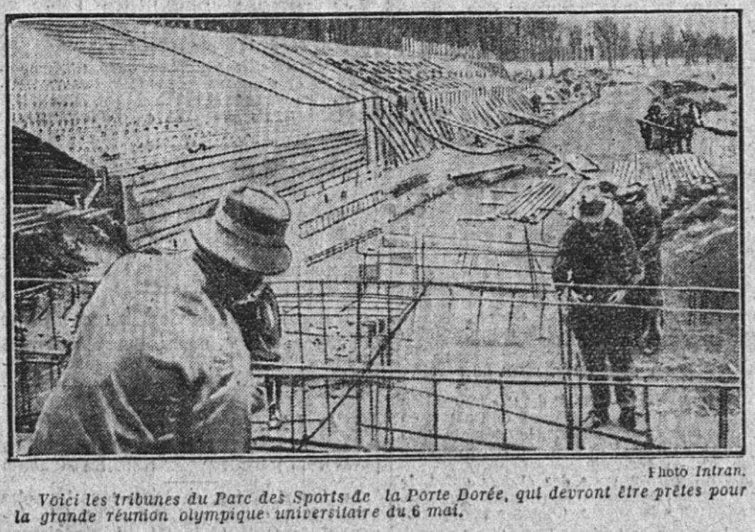 GallicaBlagues's tweet photo. La photo du jour #tribune #ParcDesSports #PorteDoree @Mairie12Paris https://t.co/TU0pnACcL5