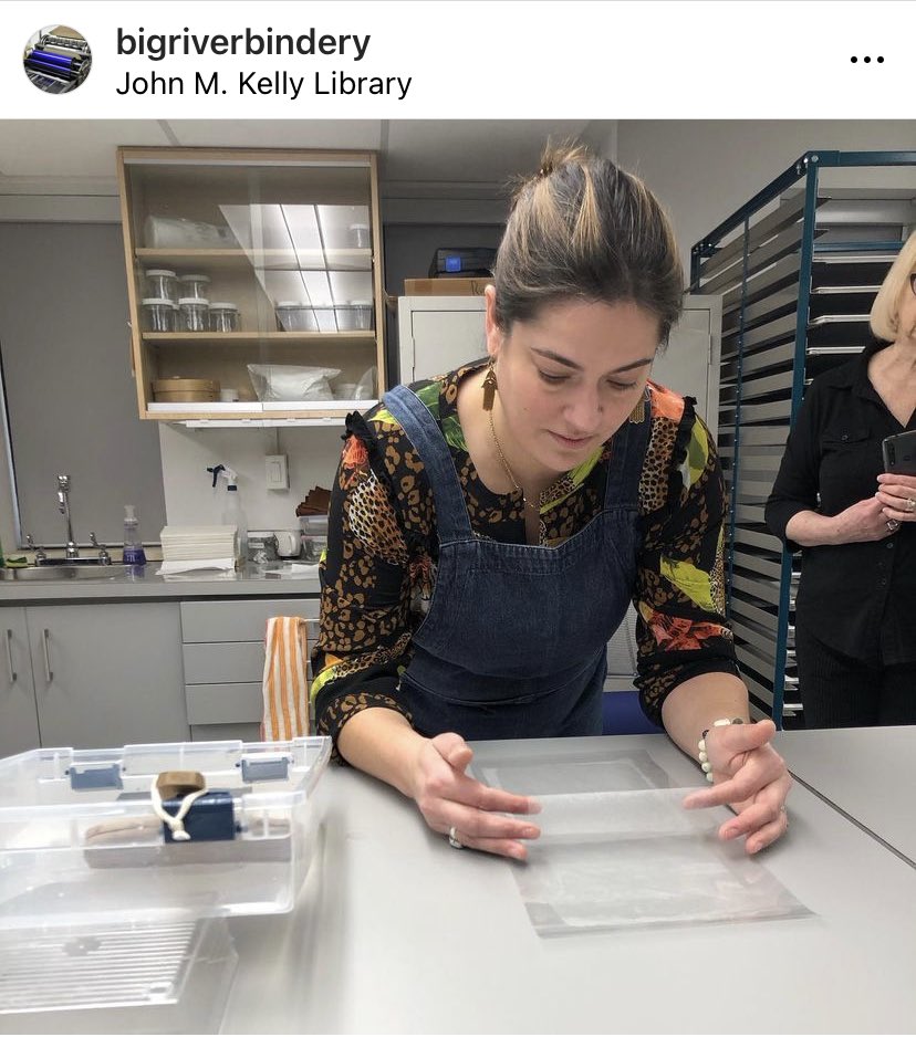 iamkristinesr's tweet image. Last week’s remoistenable tissue workshop for #Conservators @uStMikesKelly @UofT 

A busy day discussing repair techniques for copper and iron gall ink corrosion 📚

@CAC_ACCR @IconBook_Paper 

#PaperRepair #InkCorrosion #PaperConservation #BookConservation