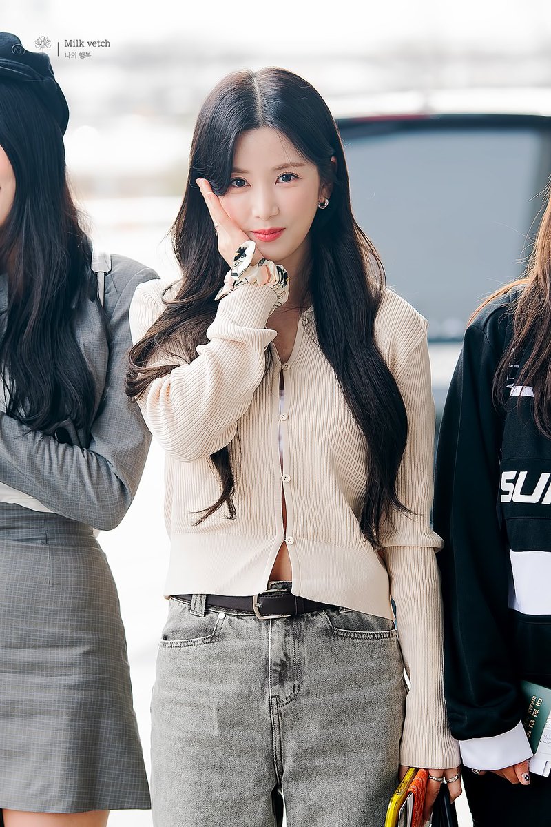 milkvetch33's tweet photo. 220316 에이핑크 초롱(@Apinkpcr) 2

넌 나의 우주야🌎

#에이핑크 #Apink #박초롱 #CHORONG https://t.co/2MOj48pV5x