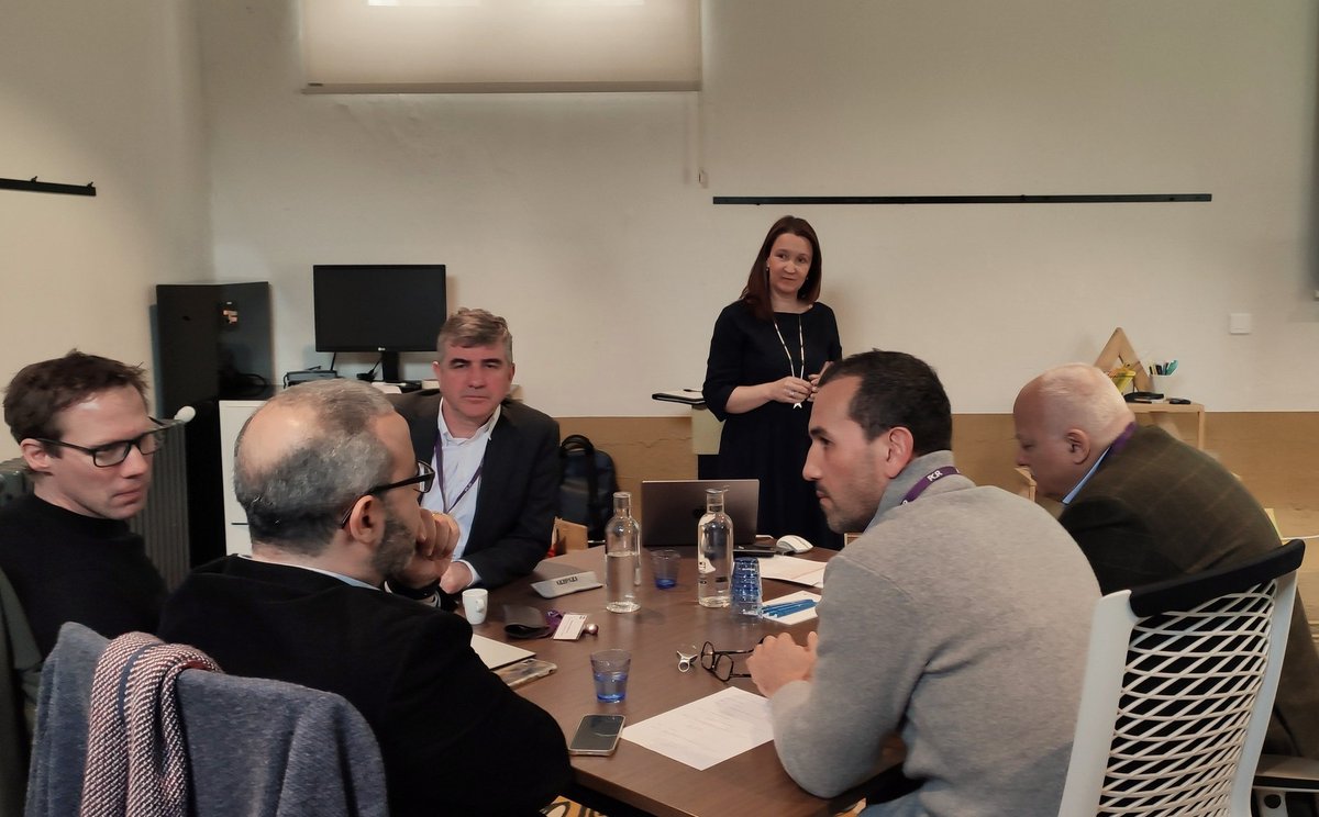 #EuroPCR Course Directors and faculty are gathered in Paris🤝 for a ViTAL meeting and to prepare a ⭐⭐⭐ 2023 edition!
Learn more about this programme:
➡️ bit.ly/3KjiDMV